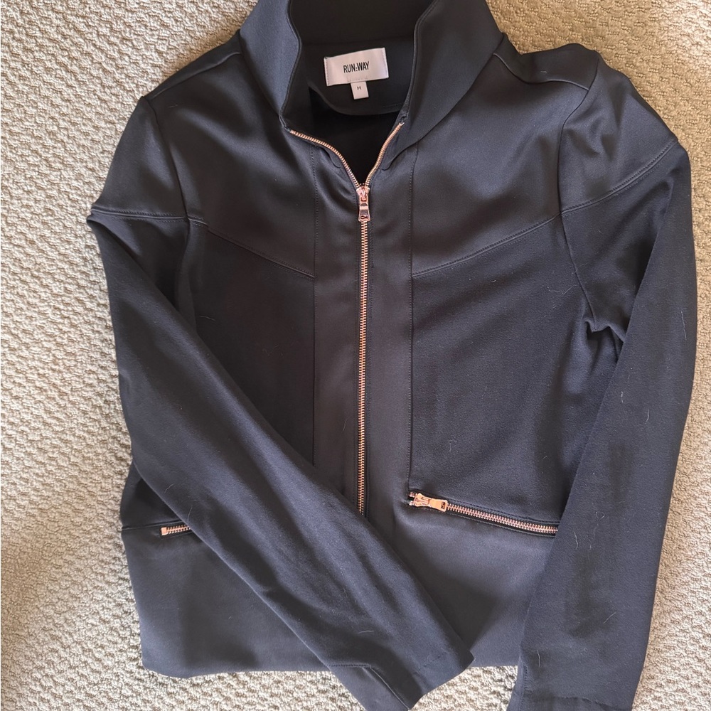 Run Way Black Sand wash jacket